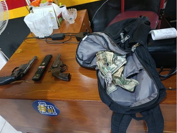 Policía frustra asalto en local comercial y captura a presunto implicado en Pedernales