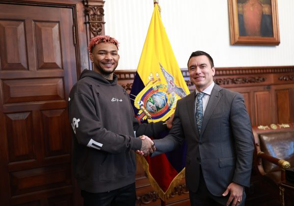 Presidente Daniel Noboa recibe a Michael Morales en Carondelet Gracias por inspirar a toda una generación