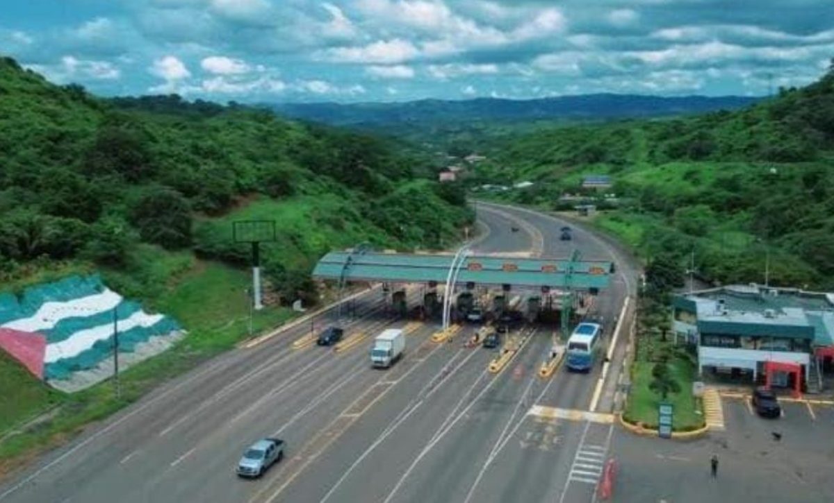 Queda suspendido el cobro de peaje en la estación Cerro Guayabal, en la vía Portoviejo-Montecristi (Manabí)