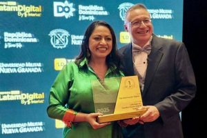 Quito logra reconocimiento internacional en la categoría Liderazgo en Transformación Digital Sostenible. (Prefectura de Pichincha).
