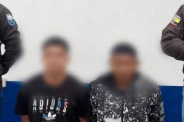 Recuperan camioneta robada y capturan a sospechosos en la Gran Colombia