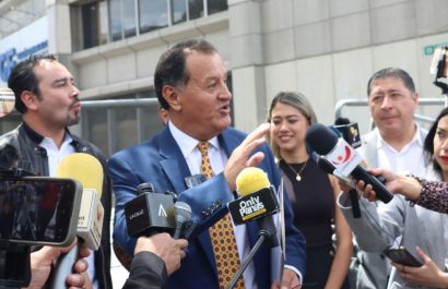Revolución Ciudadana interpone denuncia por peculado en el supuesto uso de esferos con tinta transferible. (API).