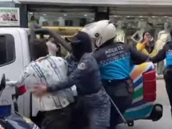 Santo Domingo Control del comercio informal genera tensiones en la avenida 29 de Mayo