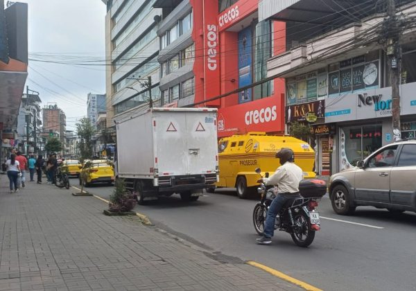 Santo Domingo modifica normativa para transporte pesado y horarios de circulación