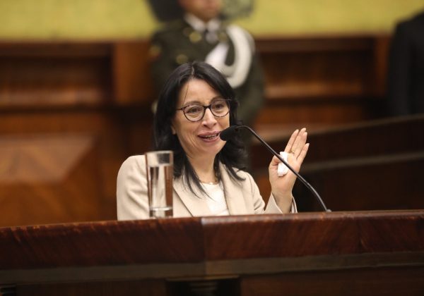 Solanda Goyes supera juicio político y seguirá en el Consejo de la Judicatura