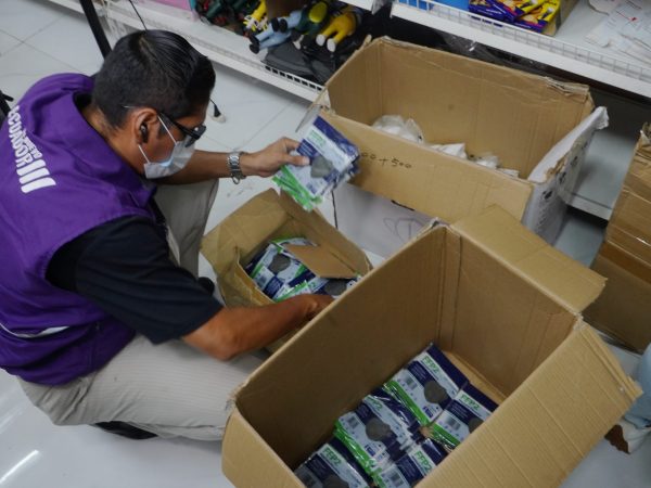 Superintendencia alerta sobre especulación en mascarillas y medicamentos en Ecuador
