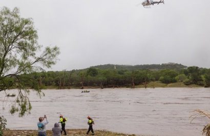 Foto / Europa Press. Labores de rescate tras una riada en el condado de Kerr, en Texas.
