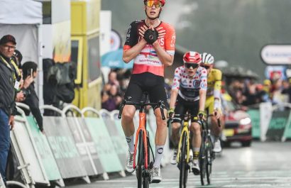 Thymen Arensman triunfa en La Plagne; Pogacar mantiene el liderato del Tour 2025