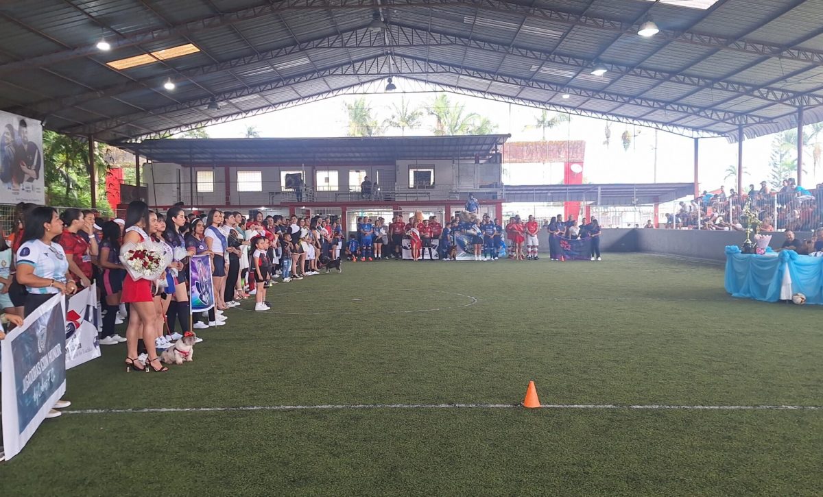 Torneo Salud 2025 inició con 22 equipos del sector médico en Santo Domingo de los Tsáchilas