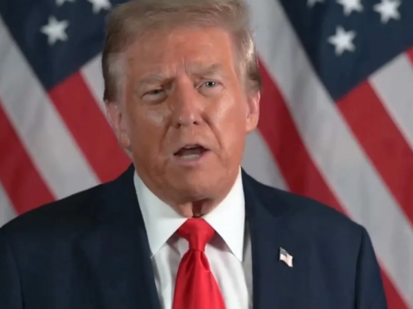 Tribunal federal declara ilegal uso de poderes de emergencia por Trump para aranceles