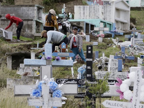 UIO_01112021_CEMENTERIO_CANGAHUA__MG_6569