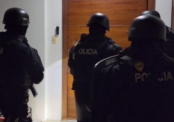 Un masivo operativo de seguridad, denominado "Apolo 20", se ejecutó desde la madrugada de este jueves en Durán, cantón Guayas.