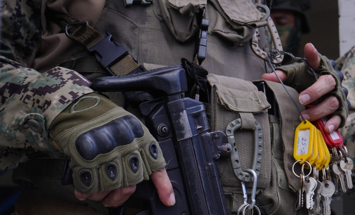 Un militar de 21 años de edad murió ahogado en un balneario del cantón Portovelo, en la provincia de El Oro. (Referencial-API)