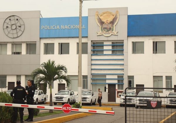 Una alerta por la presencia de explosivos movilizó a la Policía en el Cuartel Modelo, ubicado en el norte de Guayaquil.