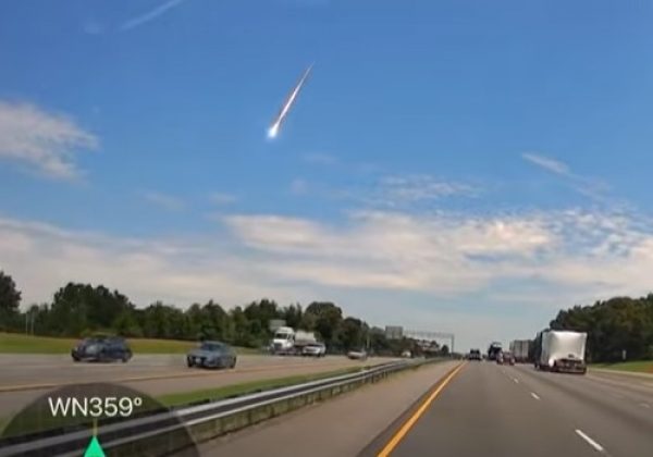 Una brillante bola de fuego cruzó el cielo del sureste de Estados Unidos el 26 de junio de 2025, sorprendiendo a miles de residentes.