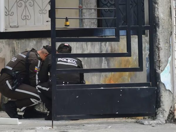 Una fuerte explosión, atribuida a un presunto artefacto explosivo artesanal, sacudió el sector del Batallón del Suburbio