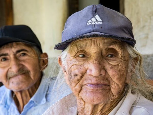 Aunque Vilcabamba no es el “país de los viejos más viejos del mundo” como se pensaba, su clima estable, entorno natural y estilo de vida saludable siguen siendo atractivos.