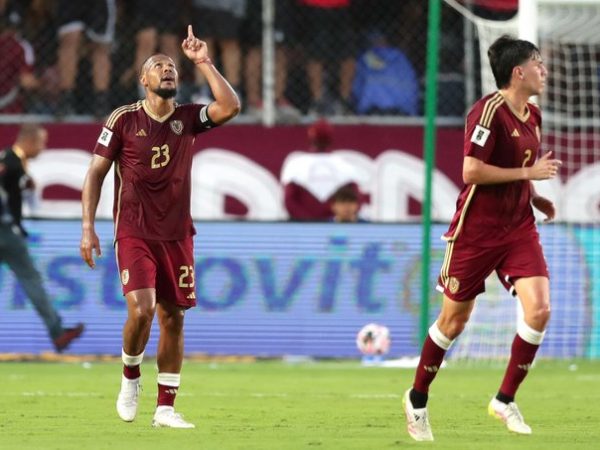 Venezuela consolida el séptimo lugar tras vencer 2-0 a Bolivia en Maturín