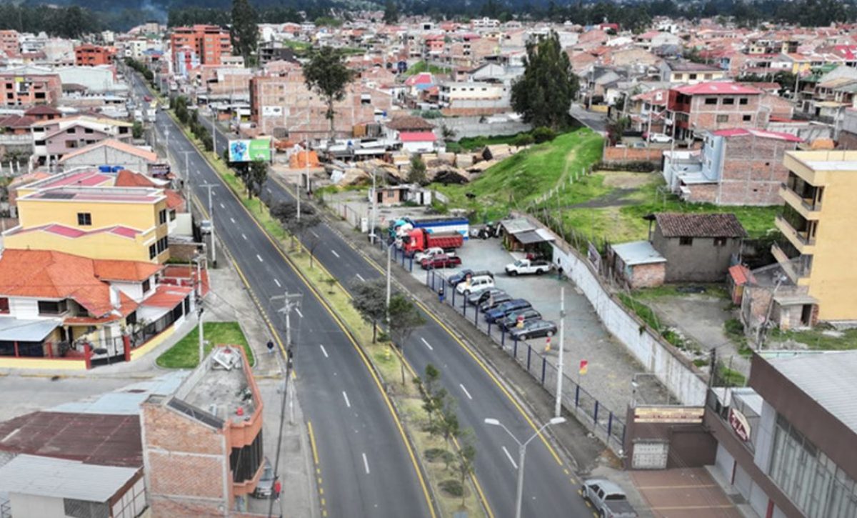 Vía Cuenca-Guayaquil: Avanza el desarrollo de proyecto vial que unirá a las provincias de Azuay y Guayas. (Ministerio de Transporte).