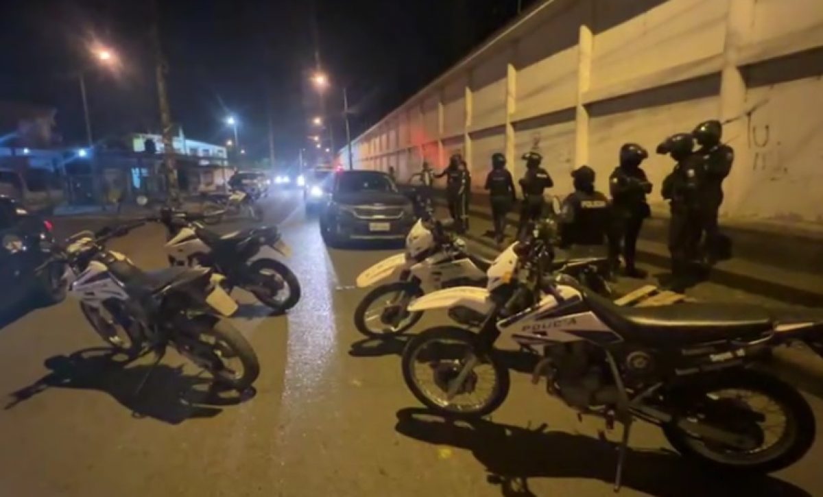 Violento intento de secuestro en Quevedo deja dos hermanos heridos a bala
