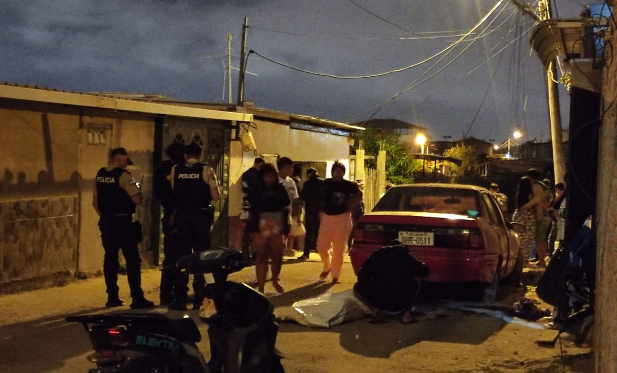 Las muertes de Manuel Villegas Cajape y Richard Andrés Cajape Vera, padre e hijo, se registró en la ciudadela 20 de Mayo de Manta