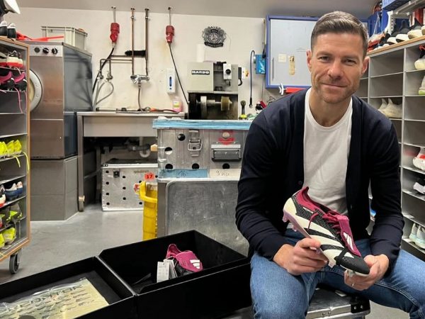 Xabi Alonso anuncia su salida del Bayer Leverkusen de Hincapié y su futuro podría estar en Real Madrid