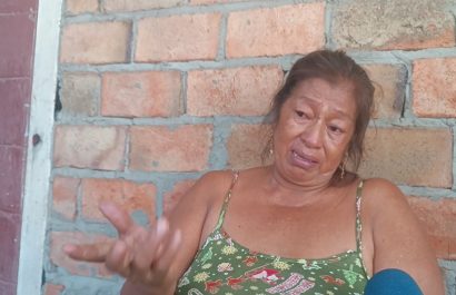 Yolanda, narra la historia de sus hijos, detenidos en El Salvador y Colombia.