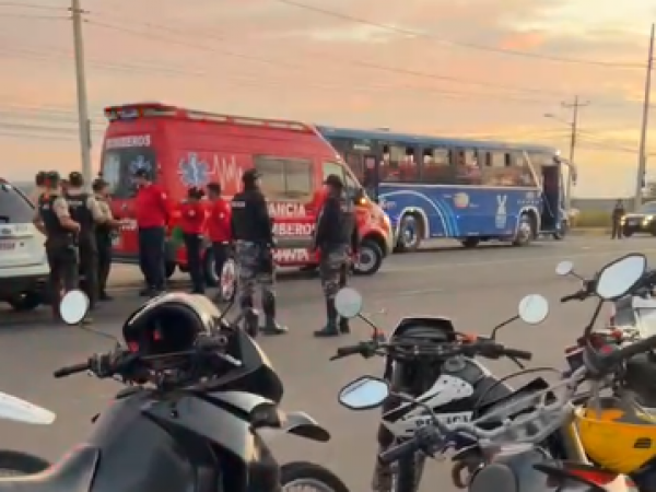 Fallece agente de la Policía Nacional en accidente de tránsito en Manta