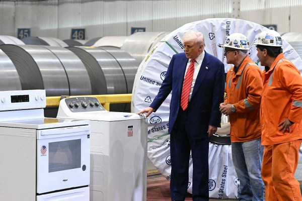 Trump sacude el comercio global con nuevos aranceles al acero y aluminio