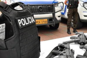 Cuatro policías fueron asaltados en El Triunfo: esto se sabe