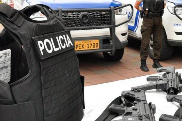 Cuatro policías fueron asaltados en El Triunfo: esto se sabe