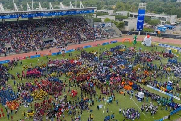 LigaPro Kids 2025 incorpora tecnología de punta, como cámaras de análisis de juego con visión de 360 grados, que evalúan métricas técnicas para medir el progreso de los jugadores.