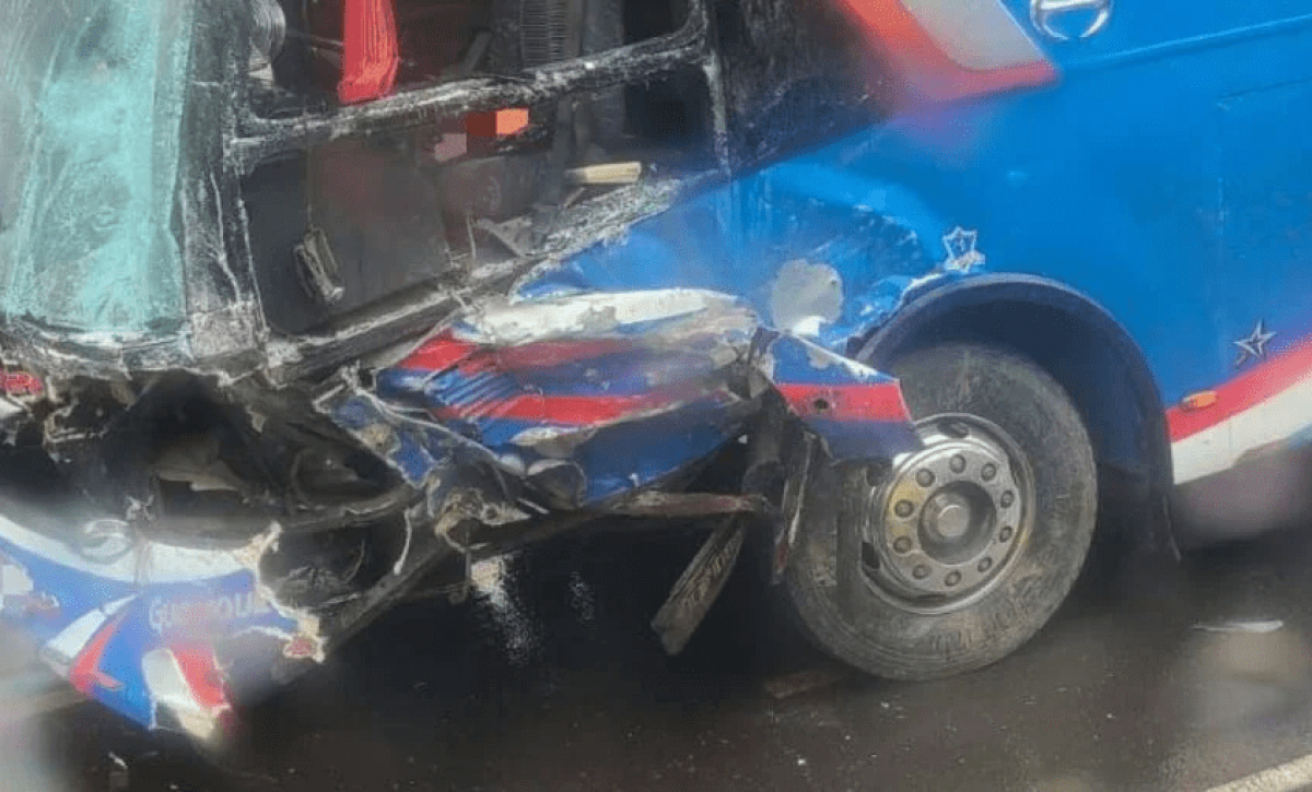 Accidente de tránsito en el km 20 de la vía Pifo-Papallacta moviliza a equipos de emergencia