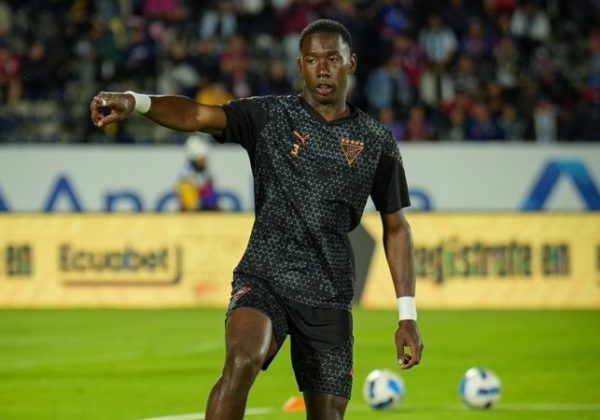 Maikel Caicedo, jugador de Delfín SC.