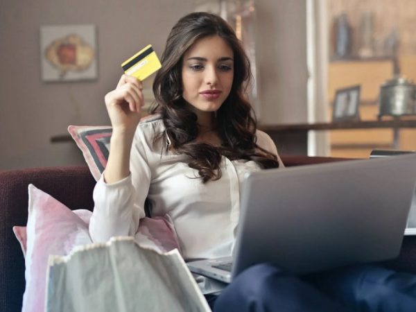 Estrategias efectivas para evitar compras impulsivas y proteger tus finanzas.
