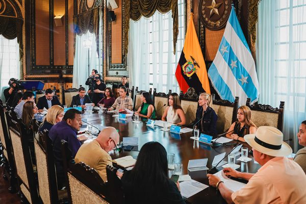 La reforma busca la regularización de pequeños locales que fortalecen la economía local.