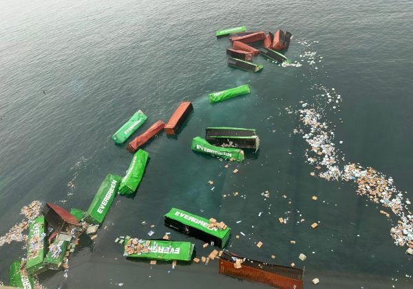 Puerto del Callao cerrado por caída masiva de contenedores: así ocurrió el incidente
