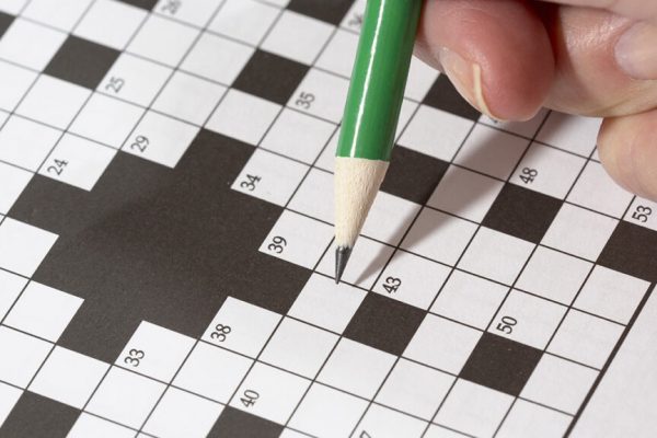 Aunque los crucigramas ofrecen beneficios cognitivos, especialmente en personas con deterioro cognitivo leve, no son una solución integral para prevenir la demencia.