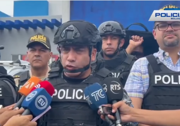 Persecución policial en Durán deja dos presuntos delincuentes abatidos y un detenido