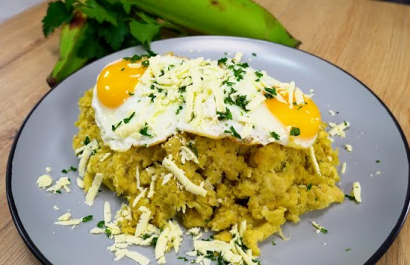Preferencias de desayuno en Ecuador: el bolón de verde lidera, pero no está solo
