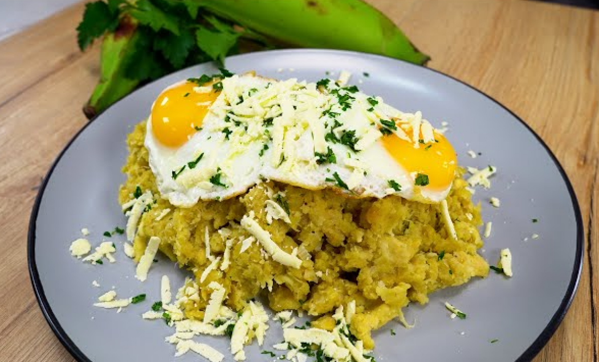 Preferencias de desayuno en Ecuador: el bolón de verde lidera, pero no está solo