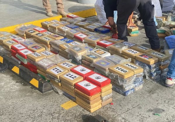 Cargamento millonario de droga enviado desde Ecuador es interceptado en Panamá