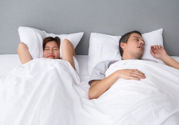 Apnea social: cómo los fines de semana pueden afectar tu sueño y tu salud