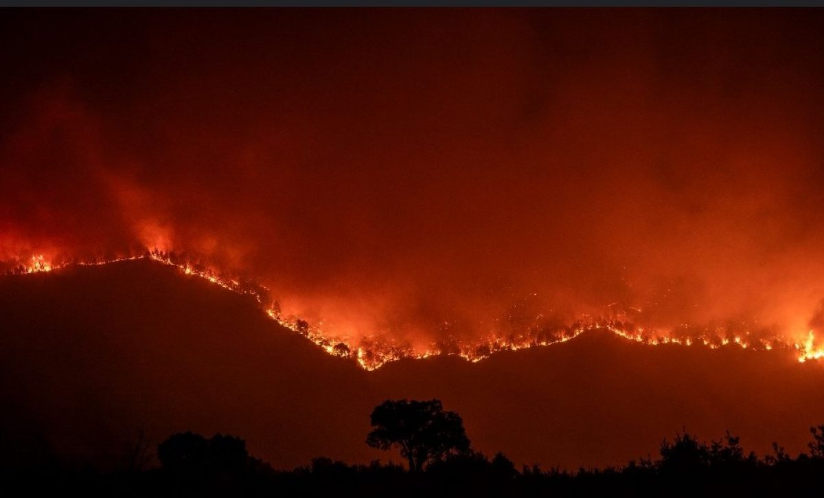 Detenidas 32 personas por su relación con incendios forestales en España desde junio