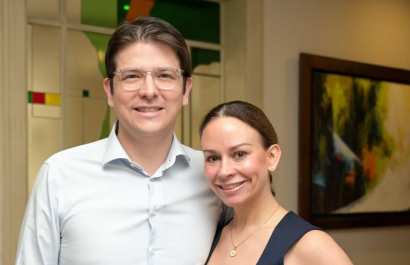 Maria Claudia Tarazona lidera cadena de oración por la recuperación de su esposo, Miguel Uribe