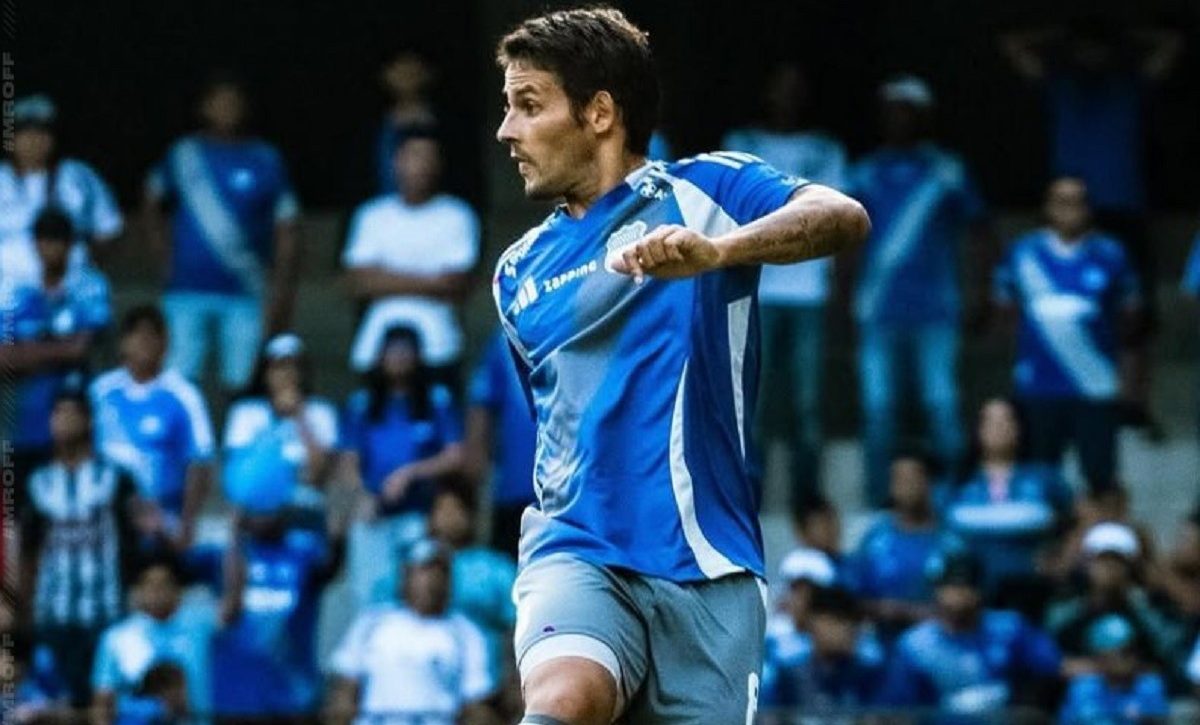 El mediocampista argentino Marcelo Meli, actual jugador de Emelec. FOTO: API.
