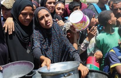 La población civil palestina de Gaza ha sufrido ataques a tiros en los centros de distribución de ayuda humanitaria.