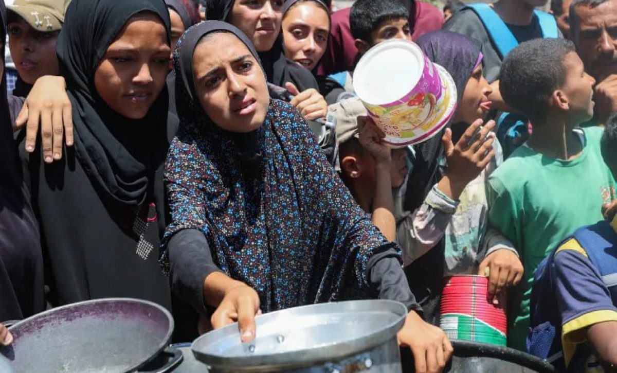 La población civil palestina de Gaza ha sufrido ataques a tiros en los centros de distribución de ayuda humanitaria.