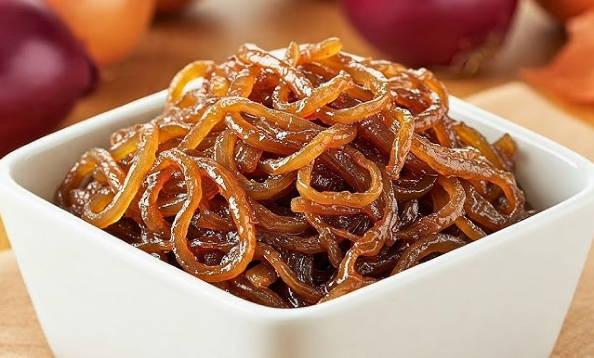 Cómo preparar cebolla caramelizada: receta paso a paso y recomendaciones