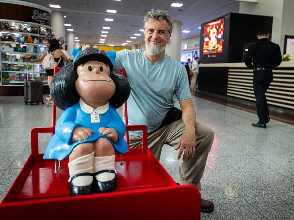La icónica Mafalda se suma al paisaje cultural de Guayaquil.